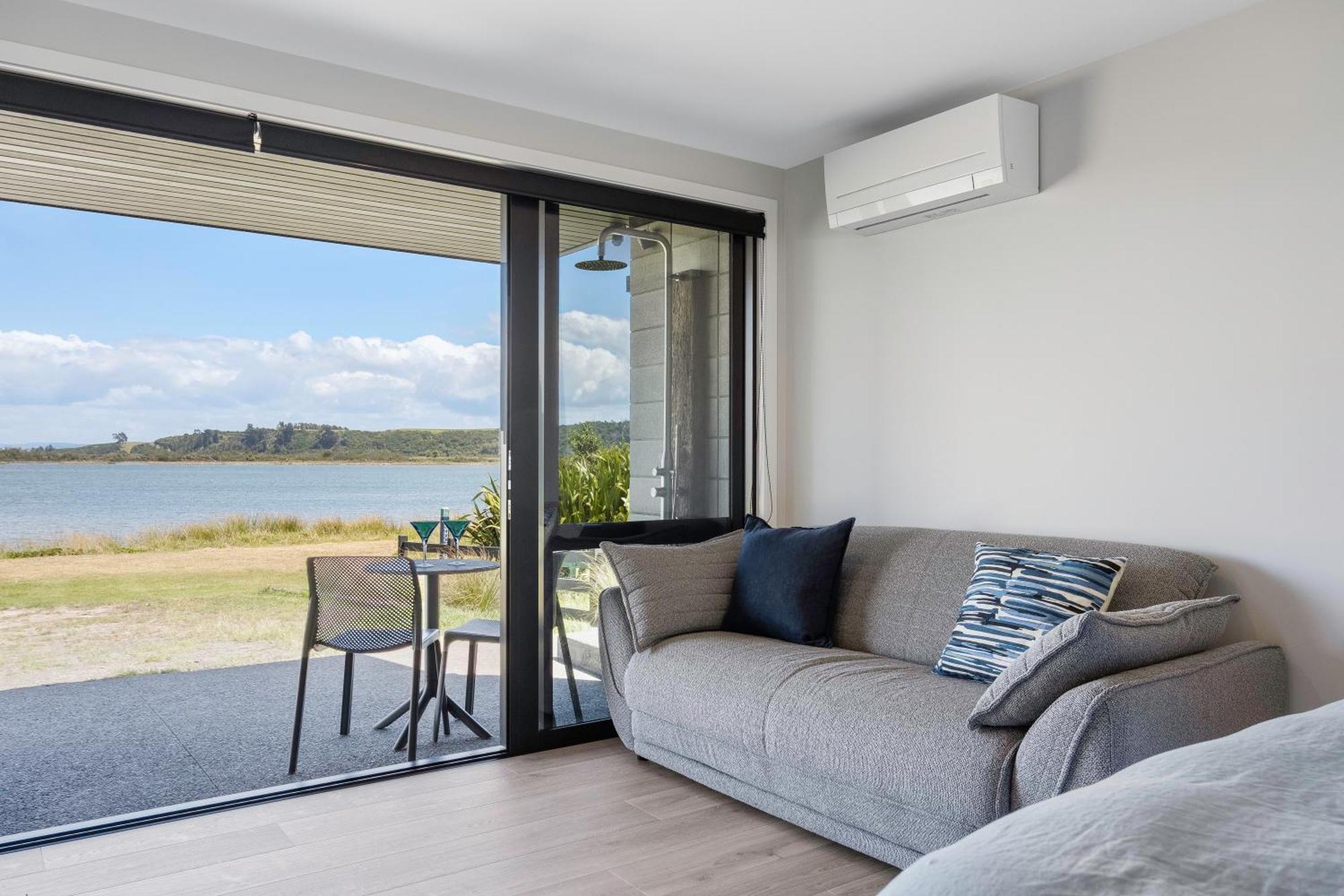 Pukehina Estuary Sunset Views Townhouse & Studio Zewnętrze zdjęcie