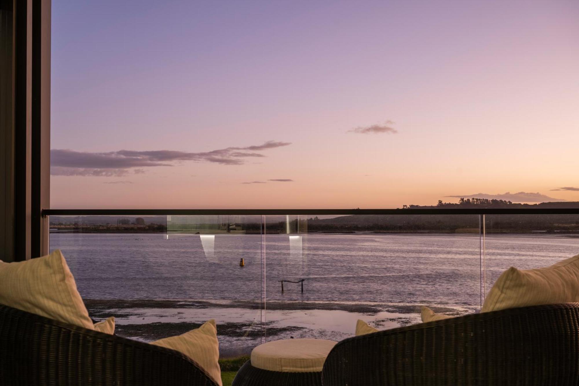 Pukehina Estuary Sunset Views Townhouse & Studio Zewnętrze zdjęcie